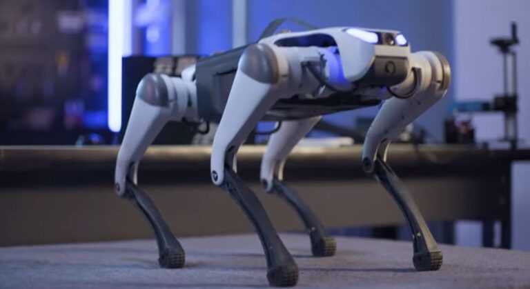 Robokutyák érkeznek az ukrajnai frontvonalakra