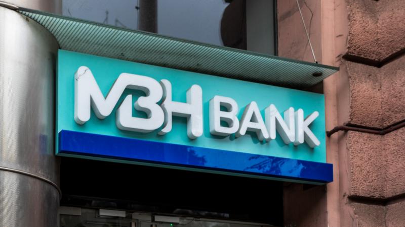 A Revolut magyar vezetőjét igazolta le az MBH Bank