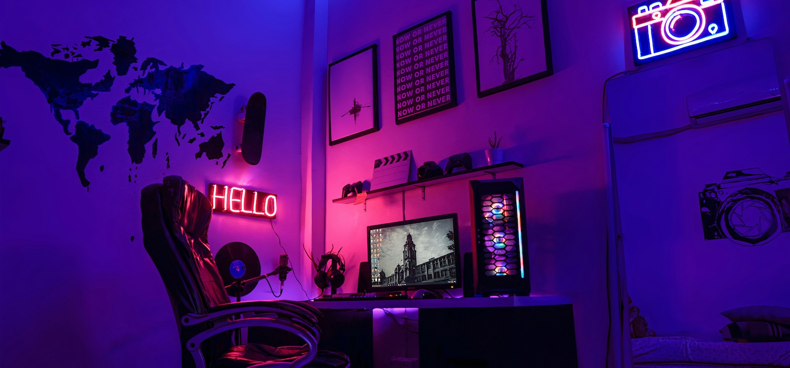 Élő játékközvetítésekben is terjesztik a szélsőséges nézeteket