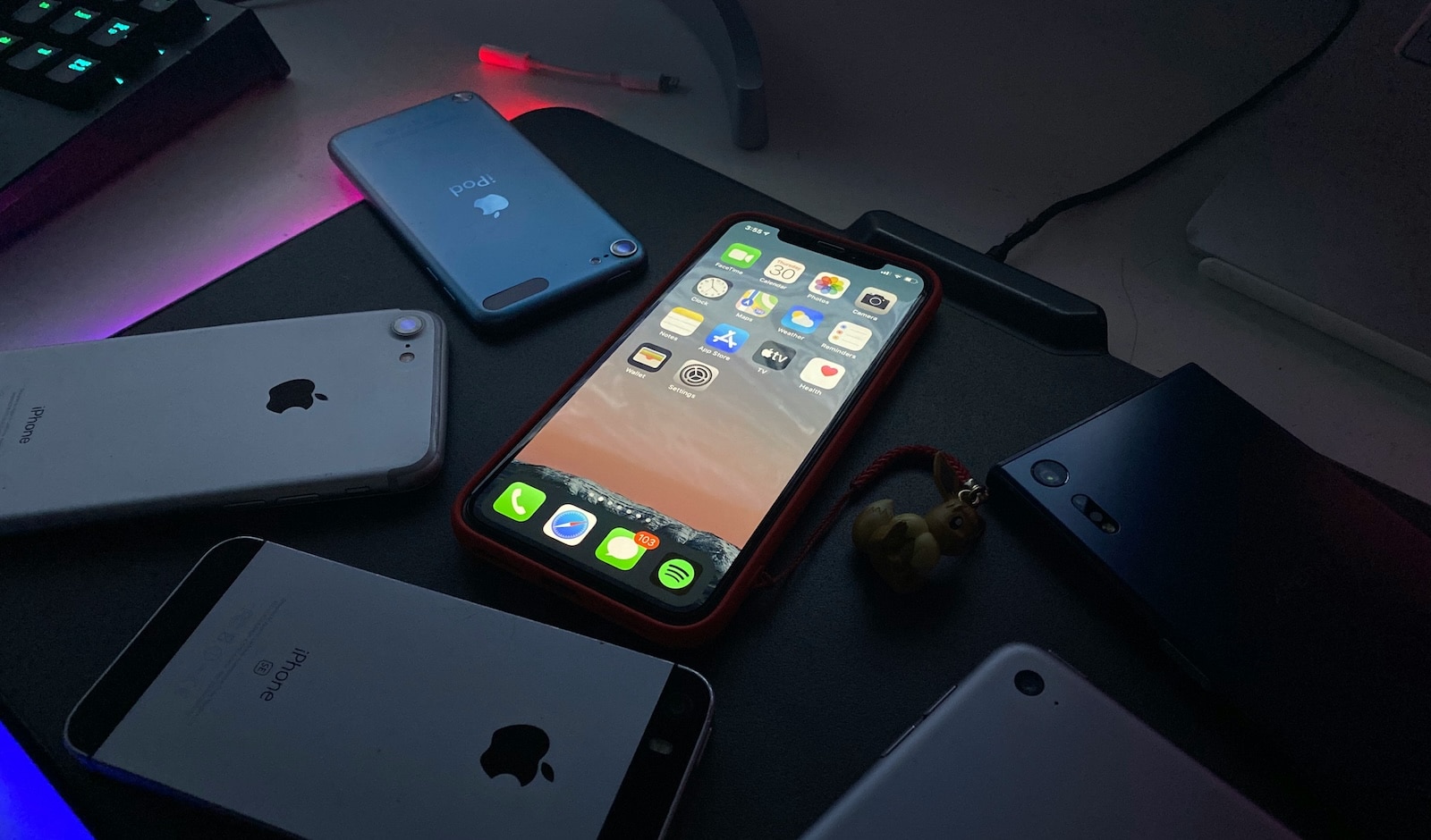 Több mint egymillió kilogramm iPhone válik hamarosan feleslegessé