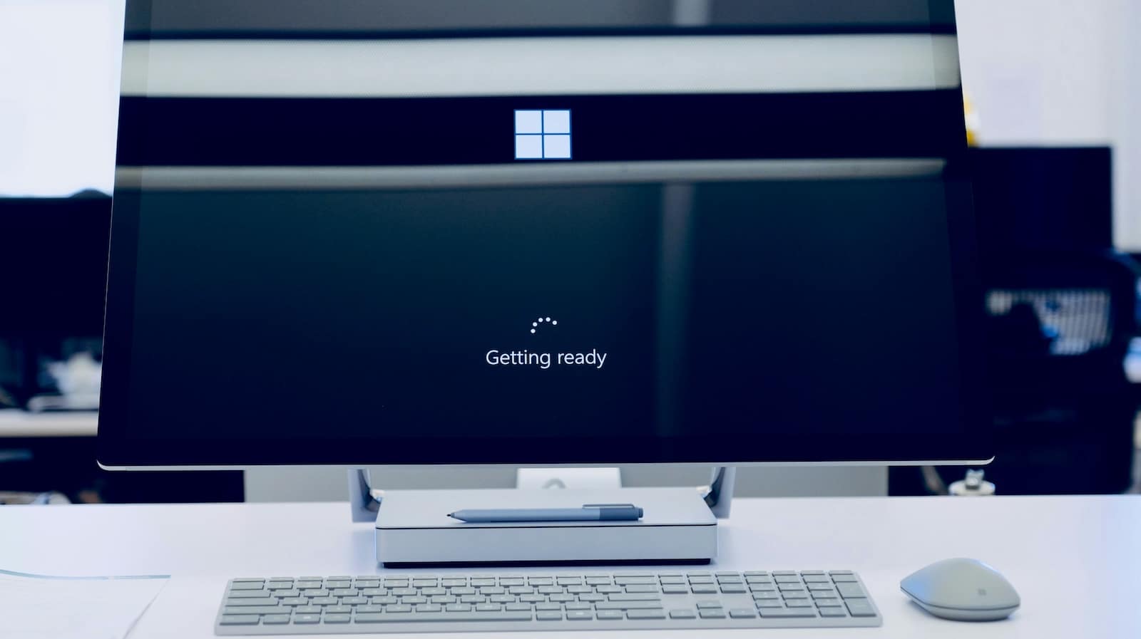 Több százmillió gépen tartották meg a Windows 10-et