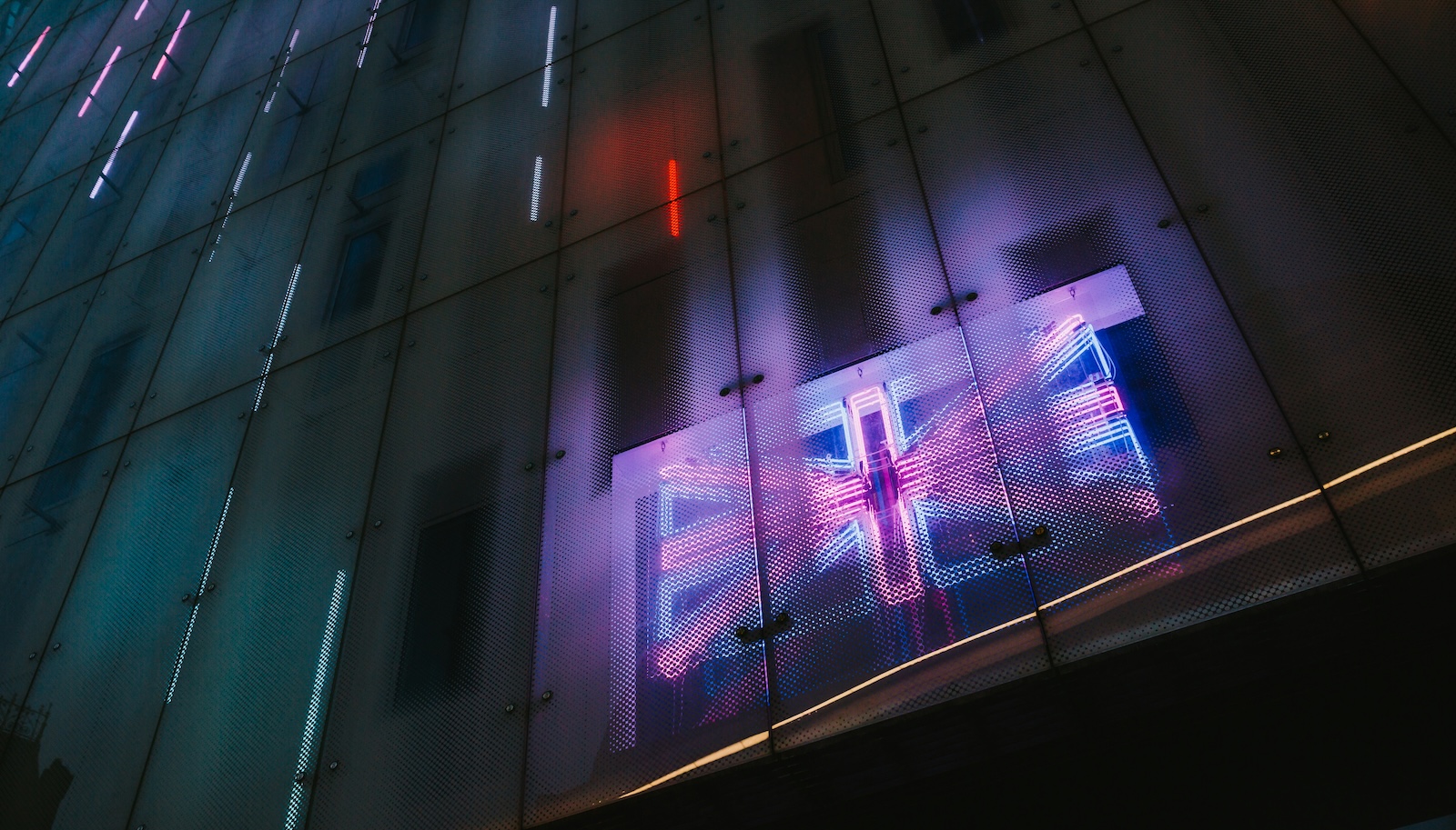 Kamu fejvadászokkal toboroznak kínai kémeket az Egyesült Királyságban