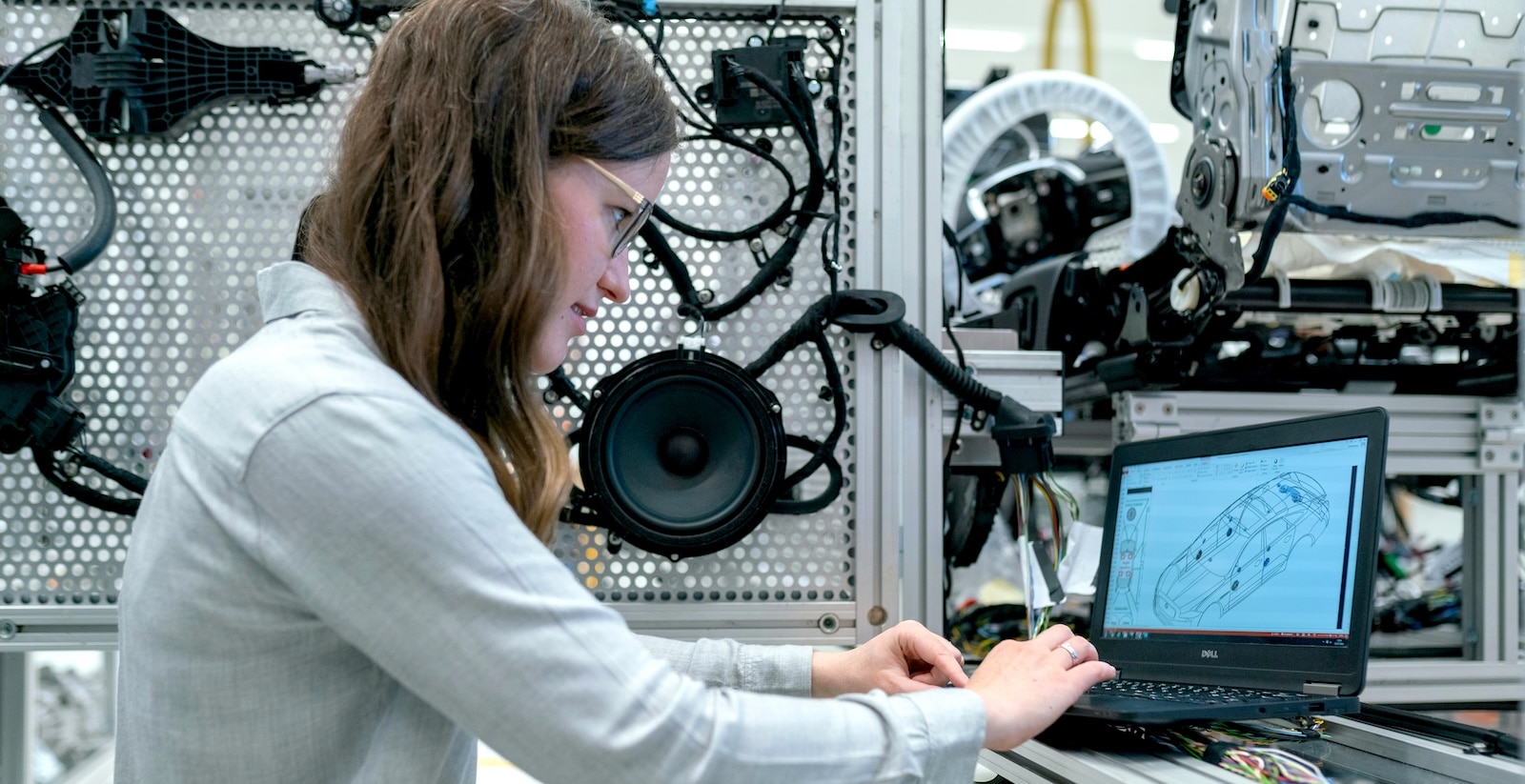 A franciák szerint szexista a Facebook álláshirdetési algoritmusa