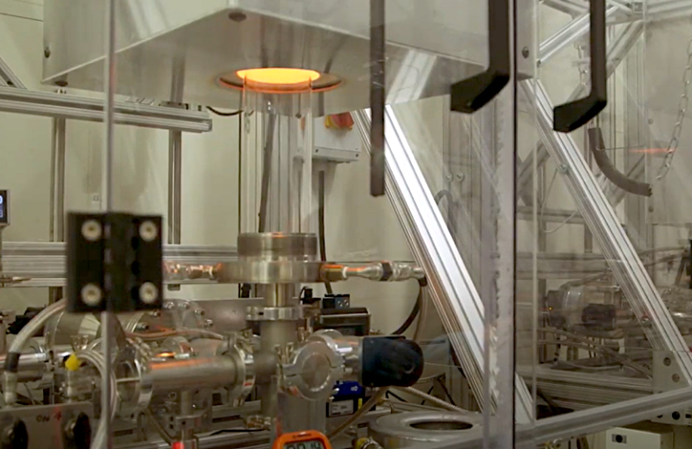 Komplett iparágak könyörögnek a CZT-ért, de túl nehéz gyártani