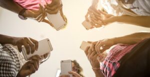 Kiégést és fáradtságot hoz a közösségi média 2026-ban