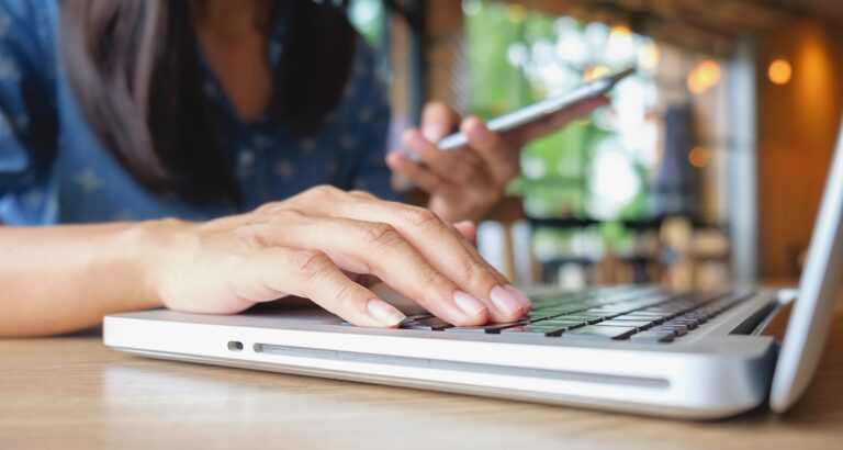 Az MI-böngészők még nem szorítják ki a hagyományos keresést